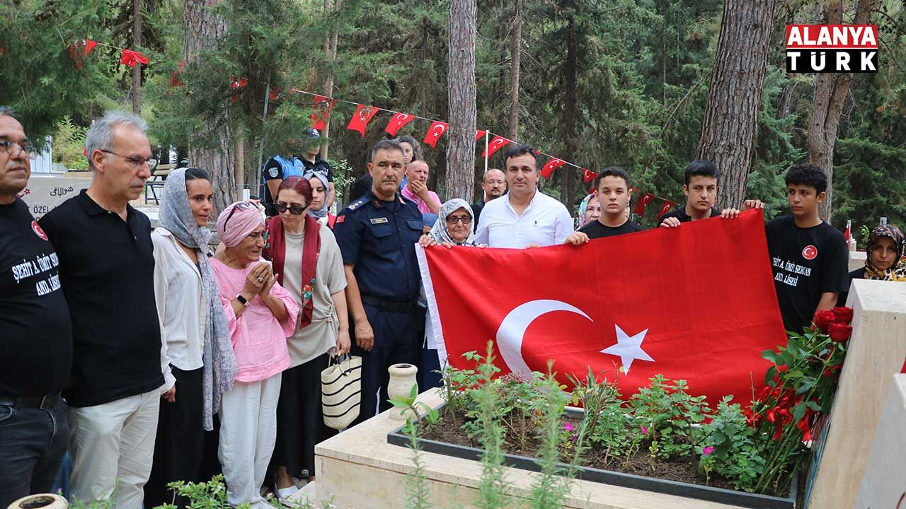 Şehi̇t Anma 7