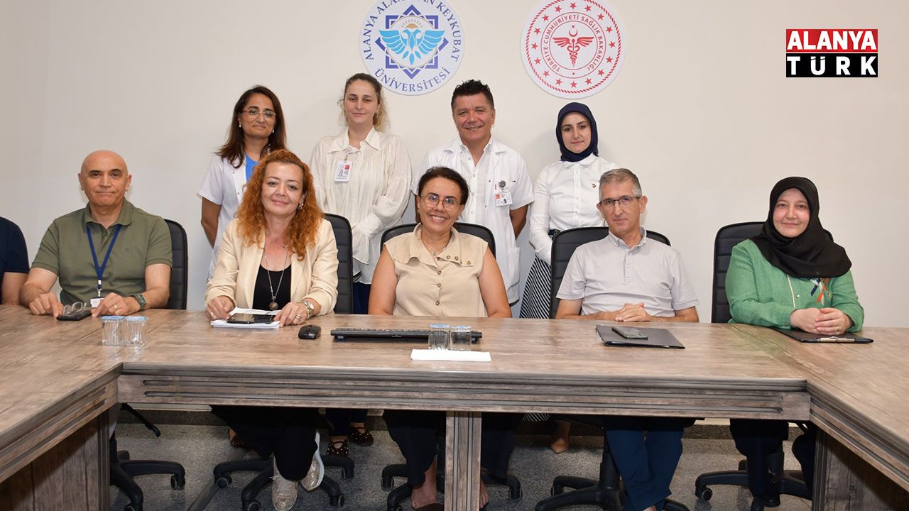 ALANYA EĞİTİM VE ARAŞTIRMA HASTANESİ’NE SKS DENETİMİNDEN 100 TAM PUAN