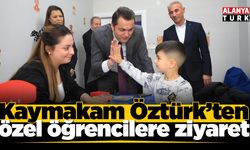 Kaymakam Öztürk’ten özel öğrencilere ziyaret