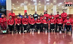 Paralimpik Masa Tenisi Milli Takımı Antalya’da kampa girdi