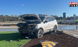 Alanya'da trafik kazası; 3 yaralı