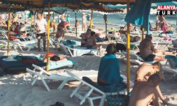 Ruslar için plaj tatili bir numara