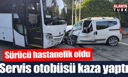 Servis otobüsü ile hafif ticari araç çarpıştı