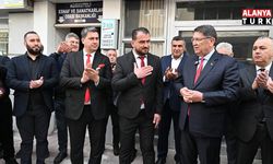 Başkan Dere, oda ziyaretlerine Korkuteli ve Elmalı'da devam etti