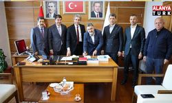 AK Parti'ye katılan Serik Belediye Başkanı Kumbul: "Hemşehrilerimize en iyi hizmeti sunmak amacıyla yeni bir yol yürümeye karar verdim"