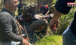 Aksu'da traktör dereye devrildi sürücü hayatını kaybetti