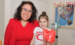 HASTANEDE TEDAVİ GÖREN ÇOCUKLARA 23 NİSAN SÜRPRİZİ