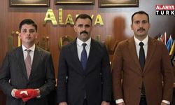 Alanya Ülkü Ocakları’nda bayrak değişimi