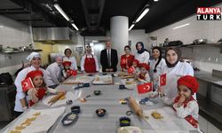 Alanya Üniversitesi’nde 23 Nisan Coşkusu: Minik Şefler Mutfakta Hünerlerini Sergiledi