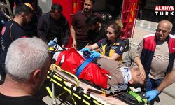 Antalya'da 4. kattan tente üzerine düşen genç adam için seferber oldular