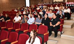 Sağlık çalışanlarına kişilerarası iletişim eğitimi verildi