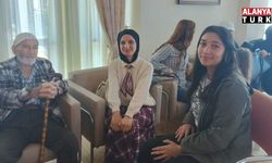 Alanya Üniversitesi Hemşirelik öğrencilerinden huzurevine ziyaret