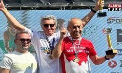 75 yaş üstü kategoride birinci olan milli sporcu Ali Bıdı Türkiye Kupası sahibi oldu