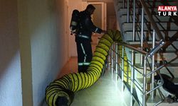 Manavgat’ta site içerisinde çıkan depo yangını korkuttu