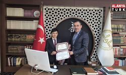 Müftü Seven’den hafızlık belgesi takdimi