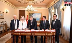 Muhtarlara akademik eğitim için protokol imzalandı