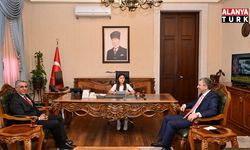 Valilik makamını temsili devralan Nazenin: "Savaşların değil oyunların konuşulduğu bir gelecek için barış çağrımızı yineliyoruz"