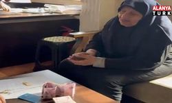 Yaşlı kadının pazarda kaybettiği cüzdanı zabıta ekipleri bulup sahibine teslim etti