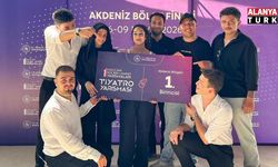 ALKÜ’lü gençlerden tiyatroya damga vuran başarı