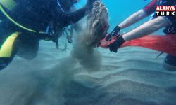 Antalya'da 4 etaptan oluşan deniz dibi temizliğinde yaklaşık 20 ton atık çıkartıldı