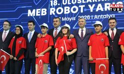 Bakan Tekin: "100 ortaöğretim öğrencisinin 43'ü mesleki eğitime kayıt yaptırdı"