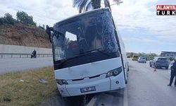 Şehirlerarası yolcu otobüsü çevreyolunda refüje çıktı: 1 yaralı