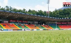 AKDENİZ DERBİSİNDE KRİTİK GECE: TARAFTAR YOK, STRES ÇOK!