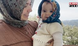 Sosyal medyayı sallayan ikili: Anne ve 7,5 aylık kızı izleyenlerin yüzünde tebessüm bırakıyor