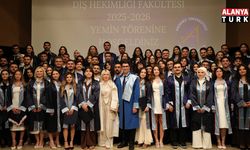Akdeniz Üniversitesi'nde diş hekimleri mezun oldu