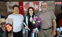 Babasından ilham aldı, 59 erkek öğrenci arasından tek kız öğrenci olarak mezun oldu