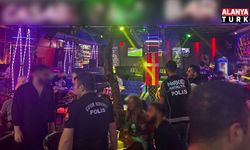 Alanya’da Barlar Sokağı’nda denetim