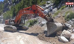 Alanya kırsalında yol bakımları sürüyor