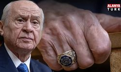 MHP Lideri Bahçeli’nin rozet ve yüzüğünde gizli mesaj!