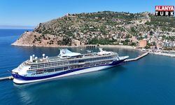 Alanya'ya lüks kruvaziyer ile bin 767 turist geldi