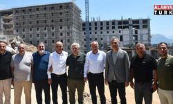 Alanya’daki öğrenci yurdu inşaatını incelediler