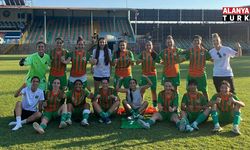Alanyaspor kadın futbol takımı çeyrek finalde