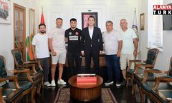 Kaymakam Öztürk milli sporcuyu ağırladı
