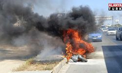 Motosikleti gözlerinin önünde demir yığınına döndü
