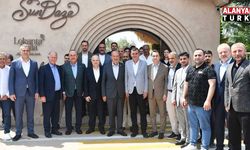 Ersin Tatar, Alanya’da siyasilerle kahvaltıda buluştu