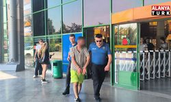 Otogarın dışındaki çuvala gizlediği bıçağı alıp 2 güvenlik görevlisini yaraladı