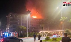 Alanya'da otelin çatı katında yangın: Konaklayan misafirler tedbir amaçlı tahliye edildi