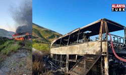 Antalya'da yanan yolcu otobüsü hurdaya döndü