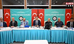 Sokak hayvanları için Antalya'da önemli toplantı! Yeni süreç değerlendirildi