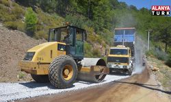Alanya’da Yollar Yenileniyor: Bayır ve Dim Vadisi’ne 8 Kilometre Asfalt