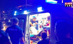 Alanya'da çatıya çıkan adamı polis ikna etti