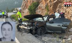Antalya'da otomobil takla attı: 1 ölü, 2 yaralı
