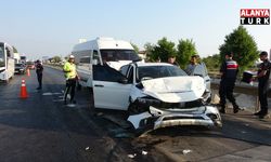 Alanya yolunda feci kazada ortalık savaş alanına döndü: 17 yaralı