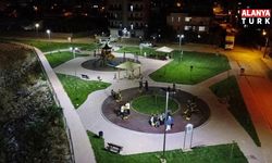 Kepez’de 100’ün üzerinde park aydınlatıldı