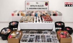 Manavgat'ta 4 milyon 350 bin liralık gümrük kaçağı ürün ele geçirildi