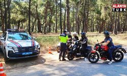 Antalya’da motosikletlere sıkı denetim: 5 bin 392 sürücü kontrol edildi